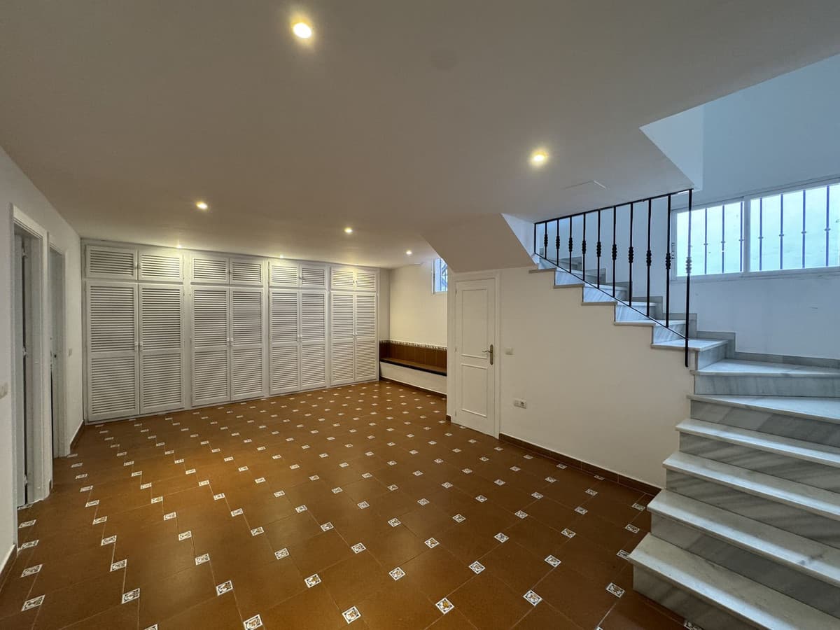Townhouse in Marbella — photo 5 of 10