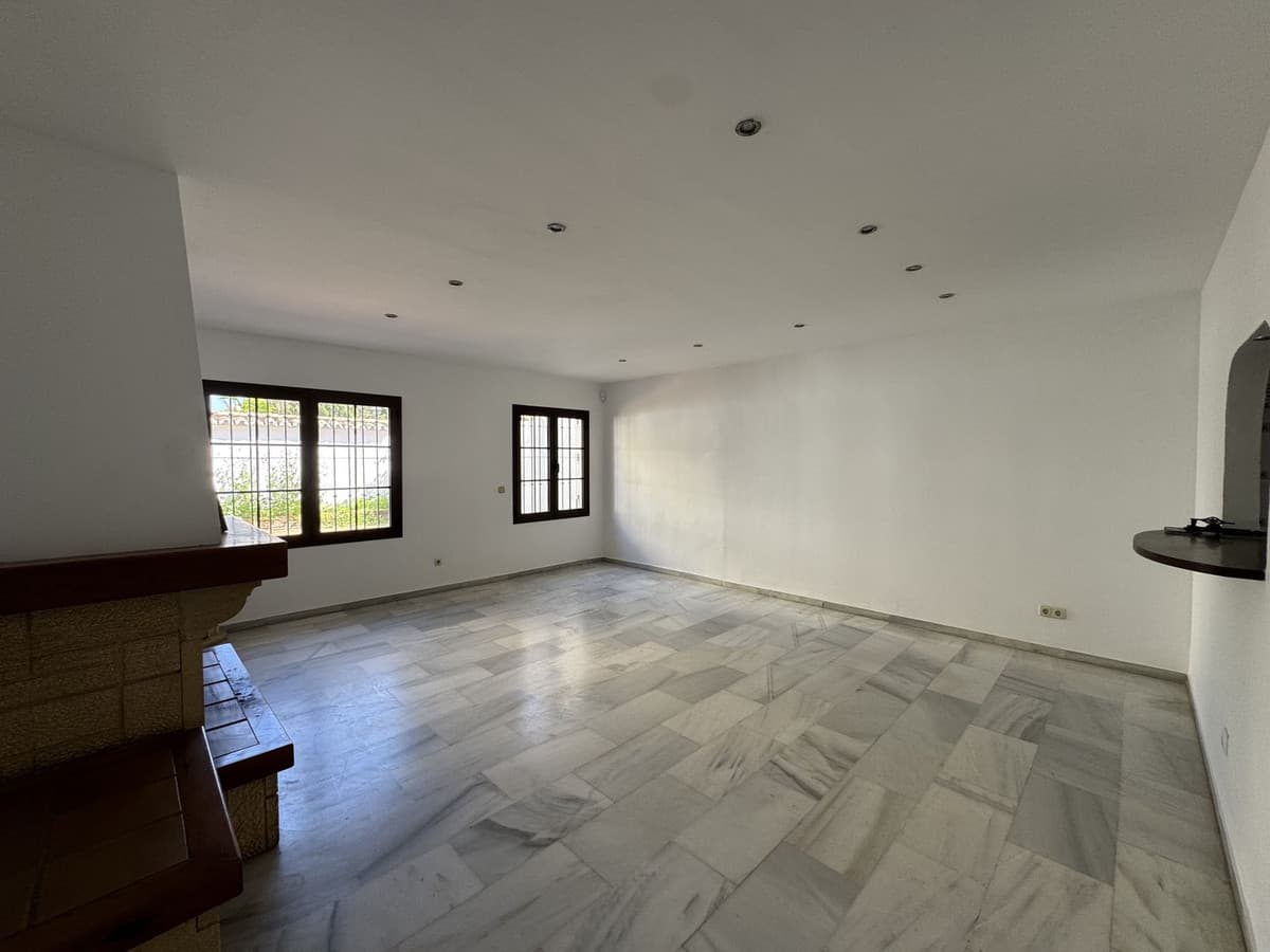 Townhouse in Marbella — photo 10 of 10