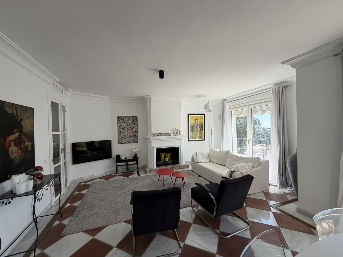 Townhouse in La Heredia — photo 3 of 10
