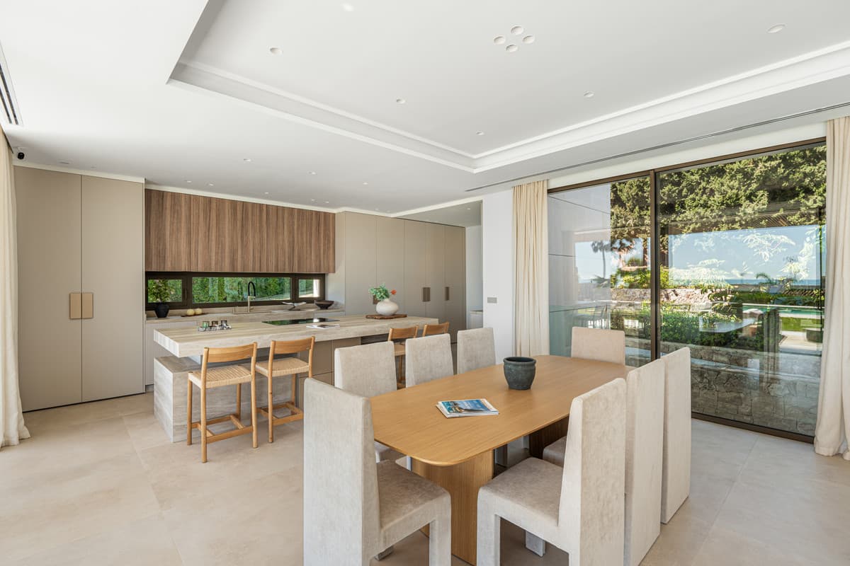 Detached Villa in Málaga — photo 5 of 10