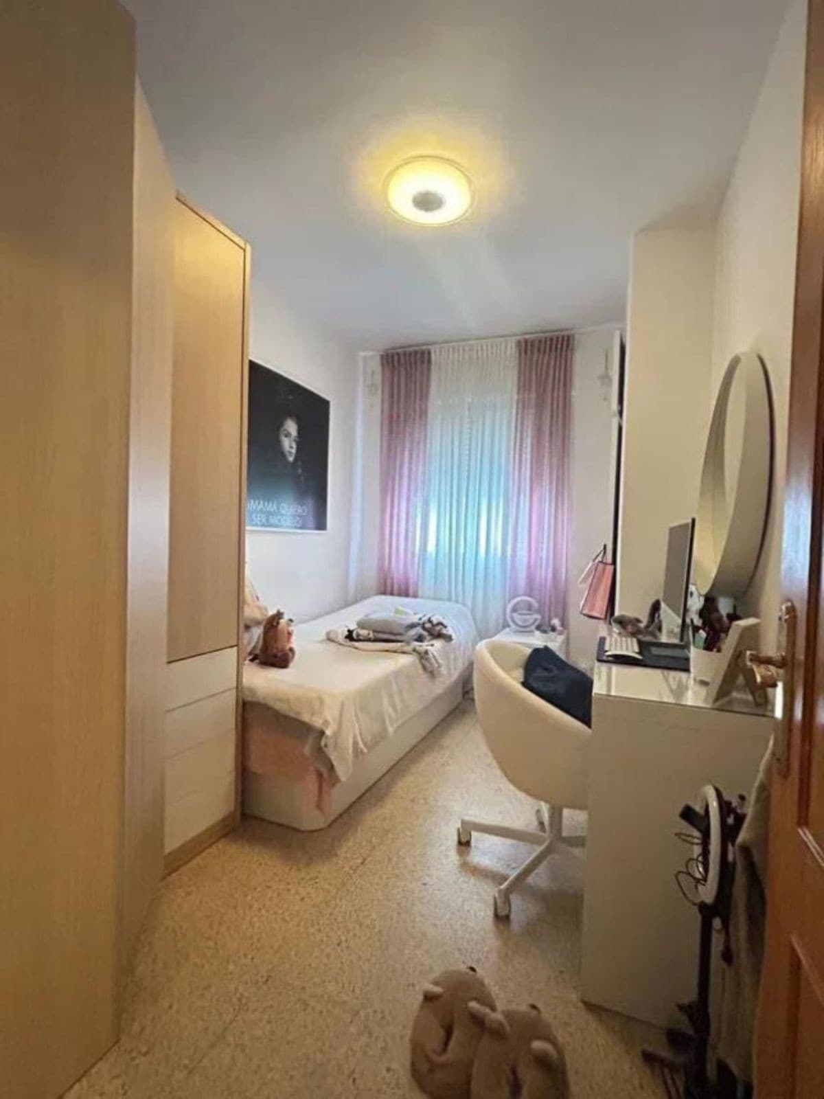 Middle Floor Apartment in Estepona — photo 8 of 10