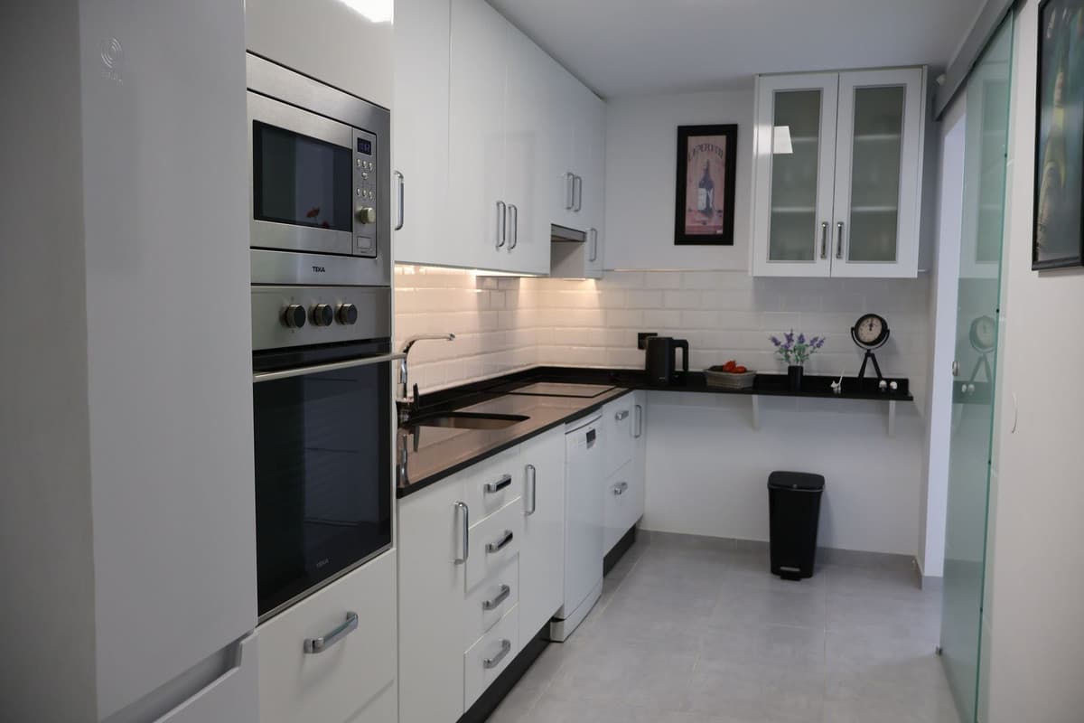 Middle Floor Apartment in Fuengirola — photo 6 of 10
