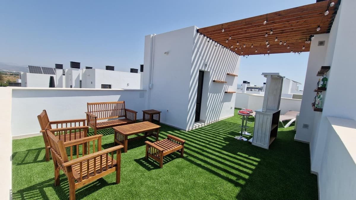 Townhouse in Alhaurín de la Torre — photo 2 of 10