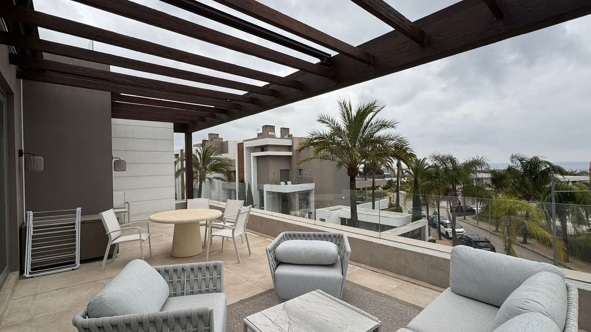 Penthouse in Cancelada — photo 9 of 10