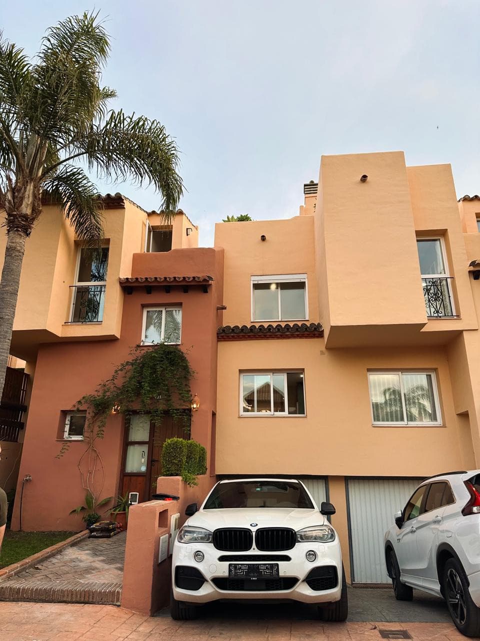 Townhouse in Nueva Andalucía — photo 4 of 10