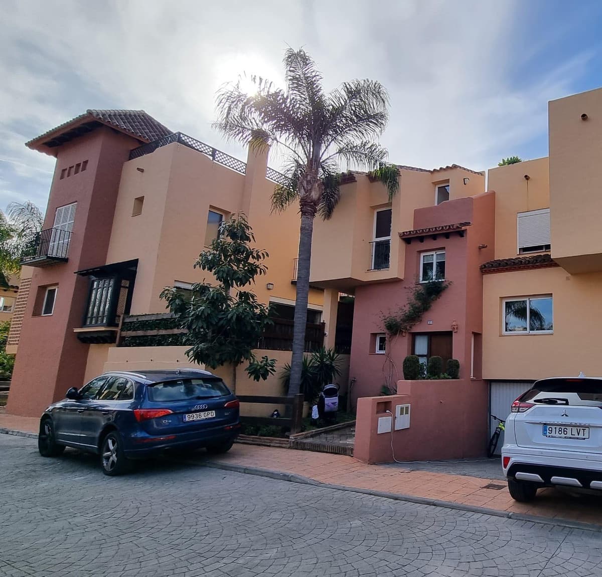 Townhouse in Nueva Andalucía — photo 5 of 10