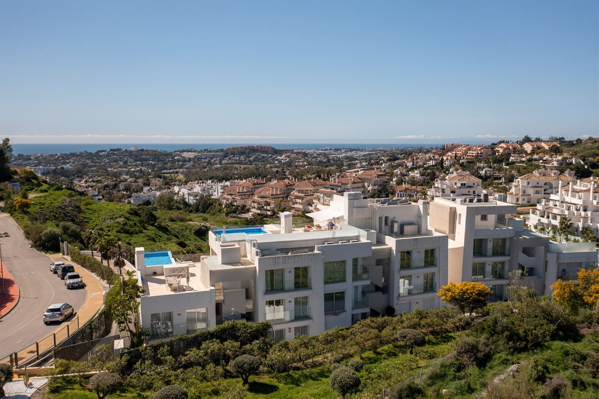 Penthouse in Nueva Andalucía — photo 5 of 10