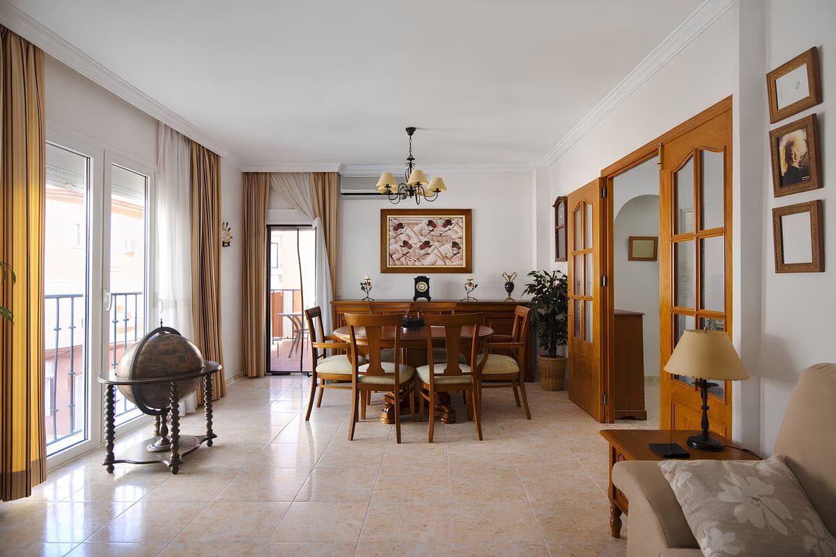 Middle Floor Apartment in Las Lagunas — photo 7 of 10