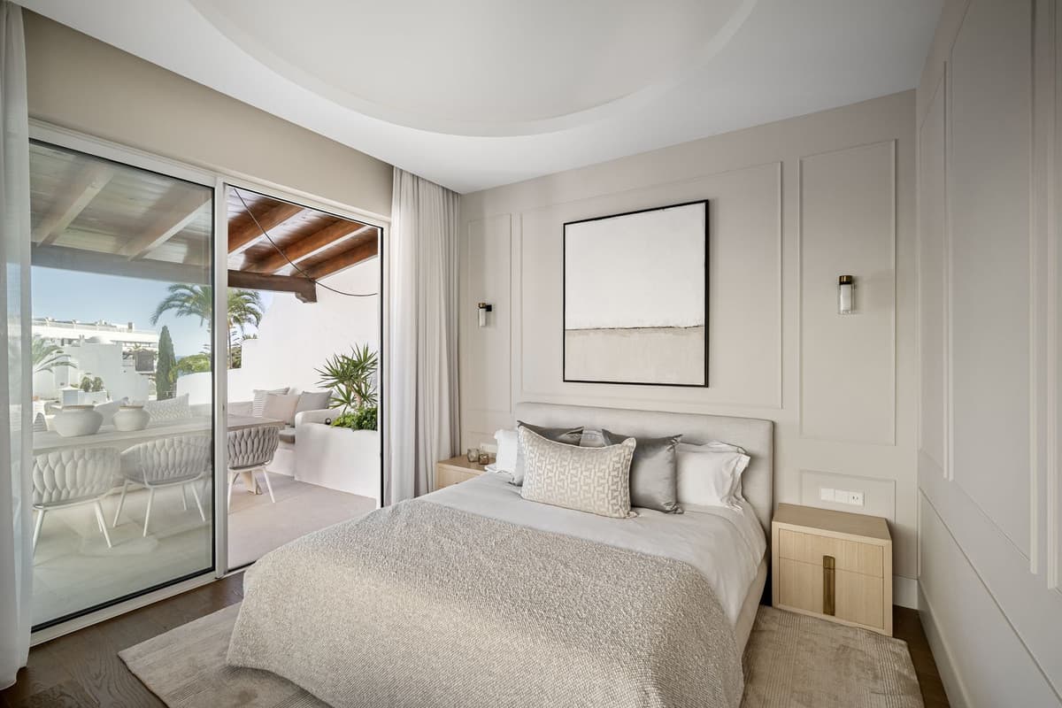 Penthouse Duplex in The Golden Mile — photo 7 of 10
