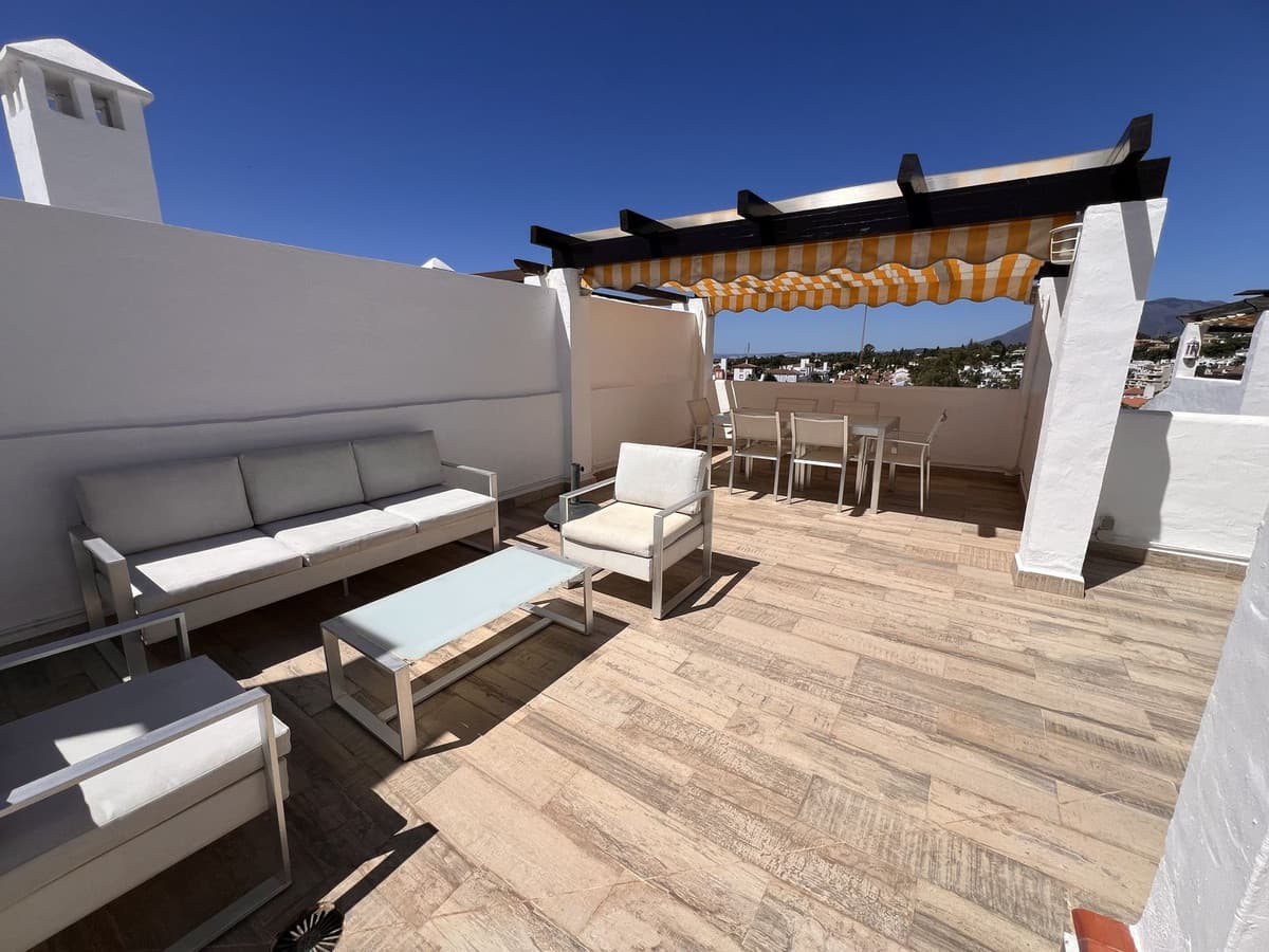 Penthouse Duplex in Estepona — photo 1 of 10