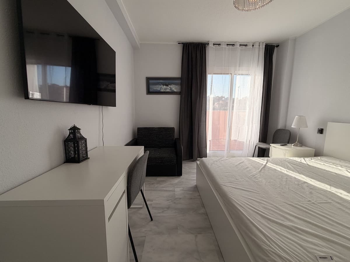 Middle Floor Apartment in Reserva de Marbella — photo 4 of 10