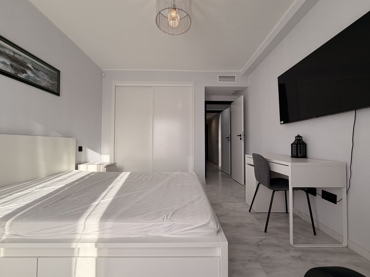 Middle Floor Apartment in Reserva de Marbella — photo 5 of 10