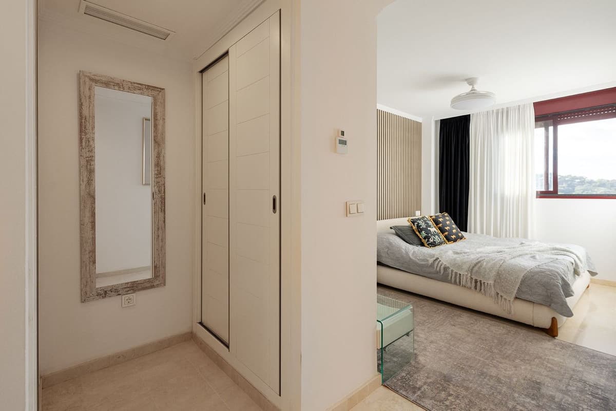 Townhouse in La Mairena — photo 5 of 10