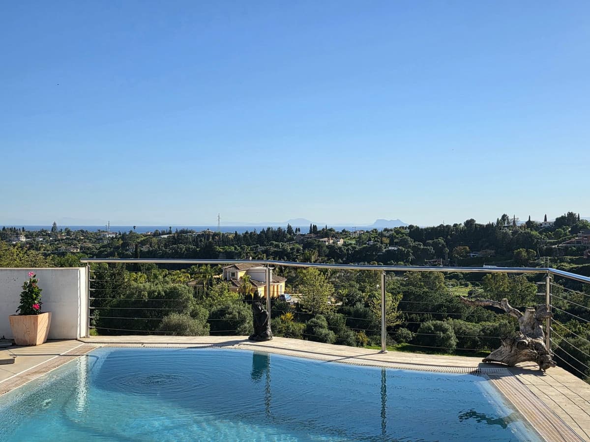 Detached Villa in Estepona — photo 5 of 10