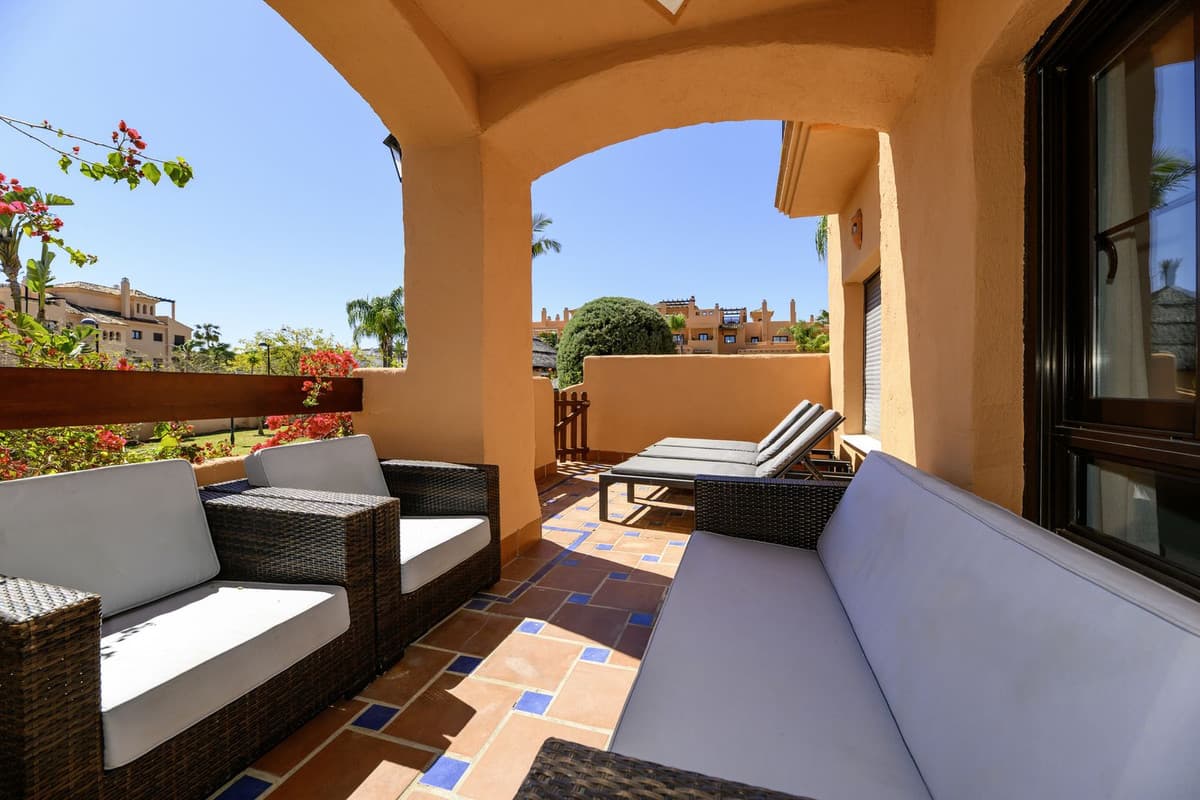 Ground Floor Apartment in Estepona — photo 8 of 10
