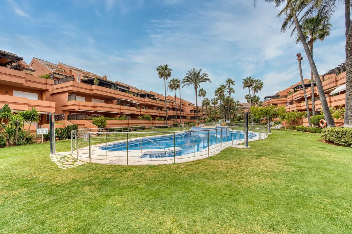 Ground Floor Apartment in Marbella — photo 1 of 10