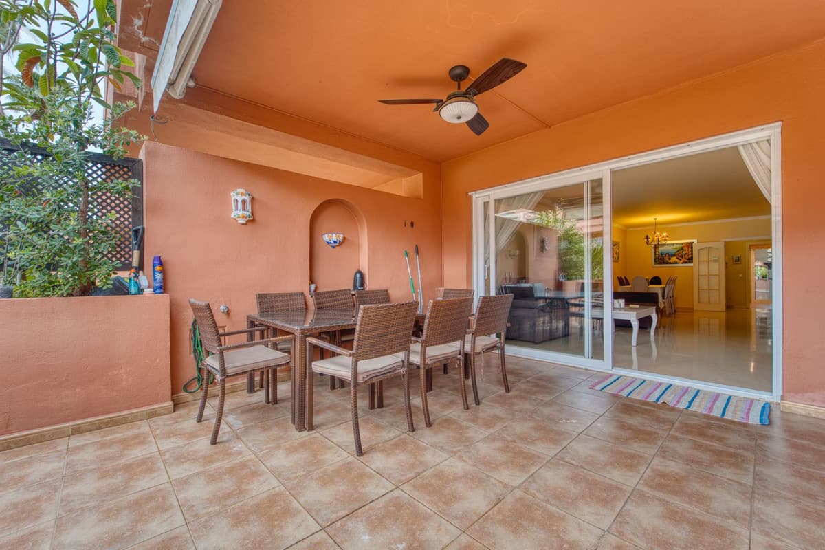 Ground Floor Apartment in Marbella — photo 2 of 10