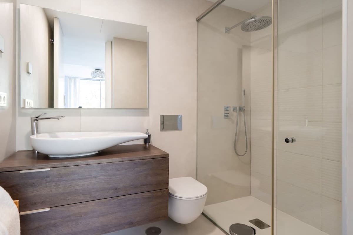 Middle Floor Apartment in Estepona — photo 7 of 10