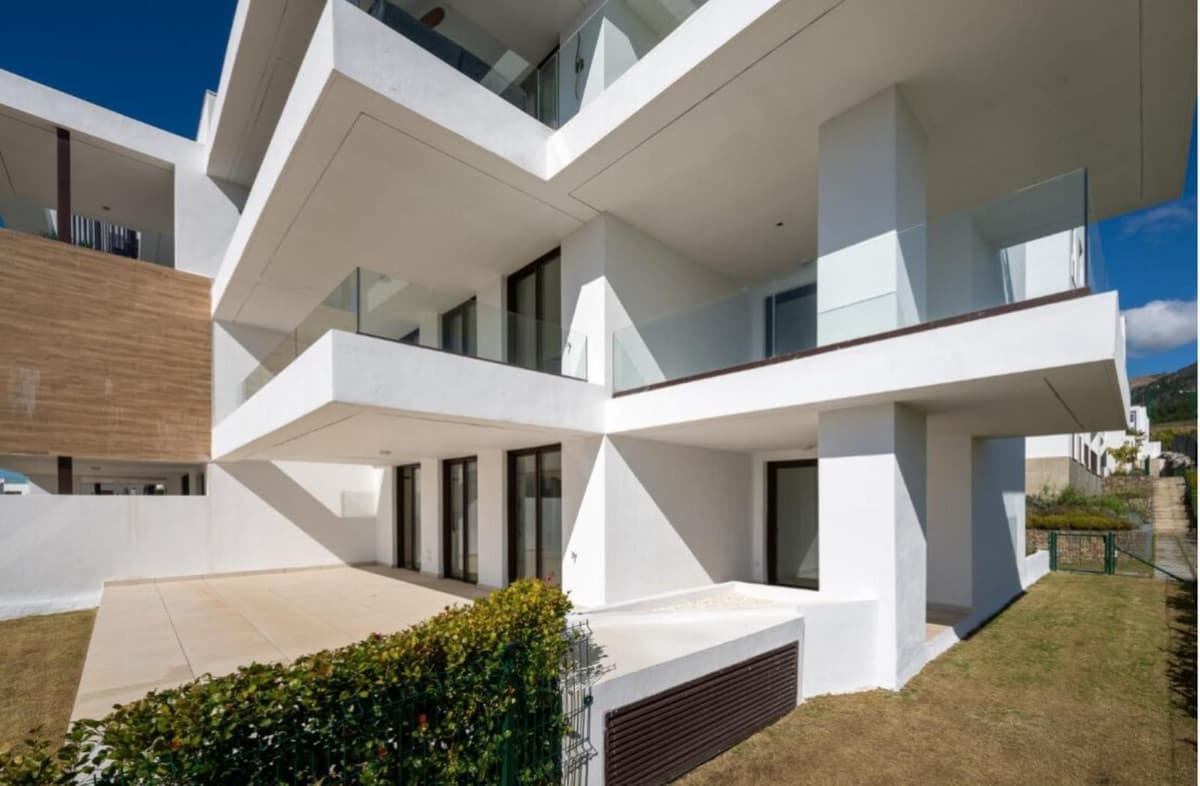 Ground Floor Apartment in Fuengirola — photo 2 of 10
