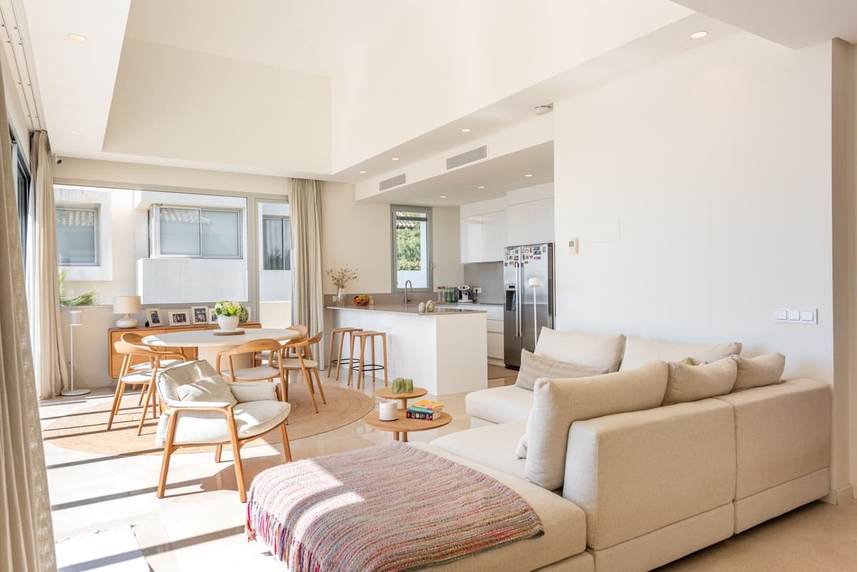 Penthouse Duplex in Benahavís — photo 3 of 10