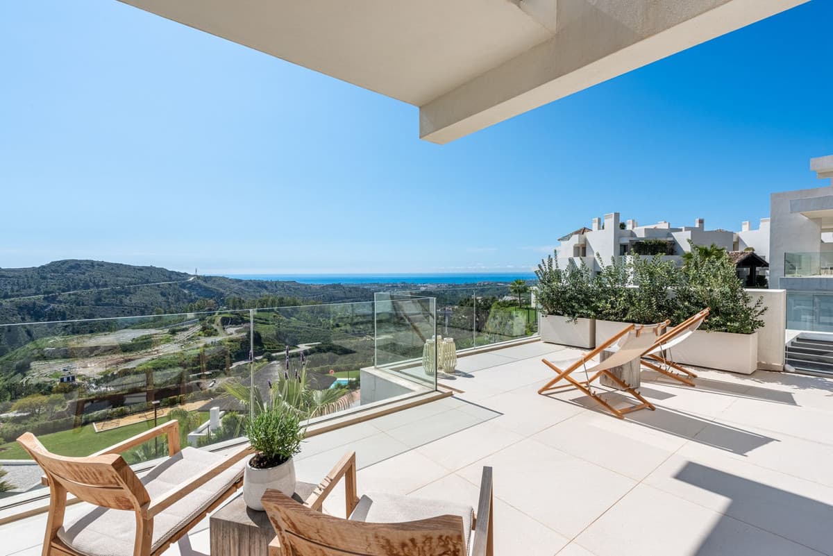Penthouse Duplex in Benahavís — photo 6 of 10