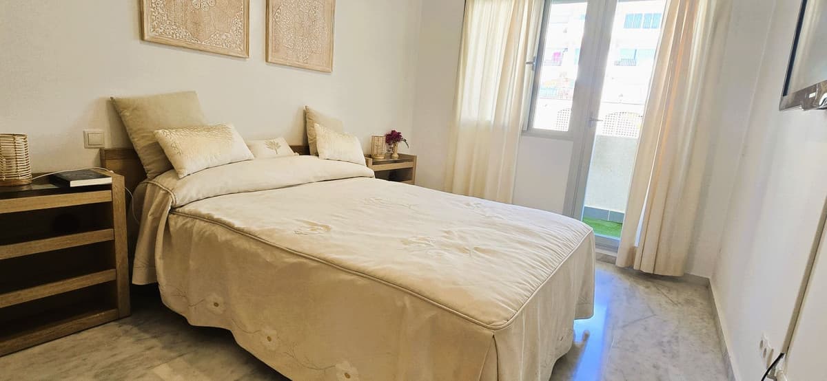 Middle Floor Apartment in Riviera del Sol — photo 10 of 10