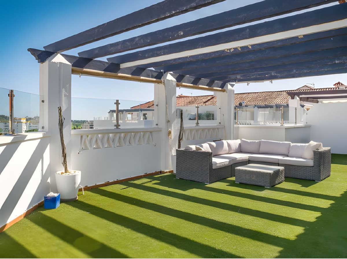 Penthouse in La Campana — photo 8 of 10