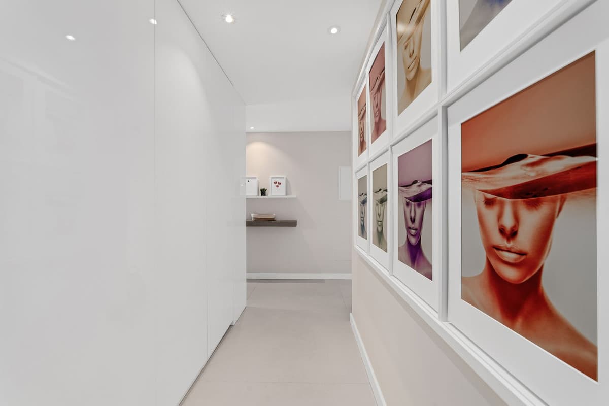 Middle Floor Apartment in The Golden Mile — photo 7 of 10