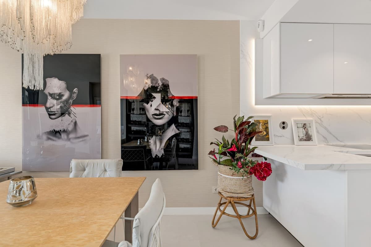 Middle Floor Apartment in The Golden Mile — photo 9 of 10
