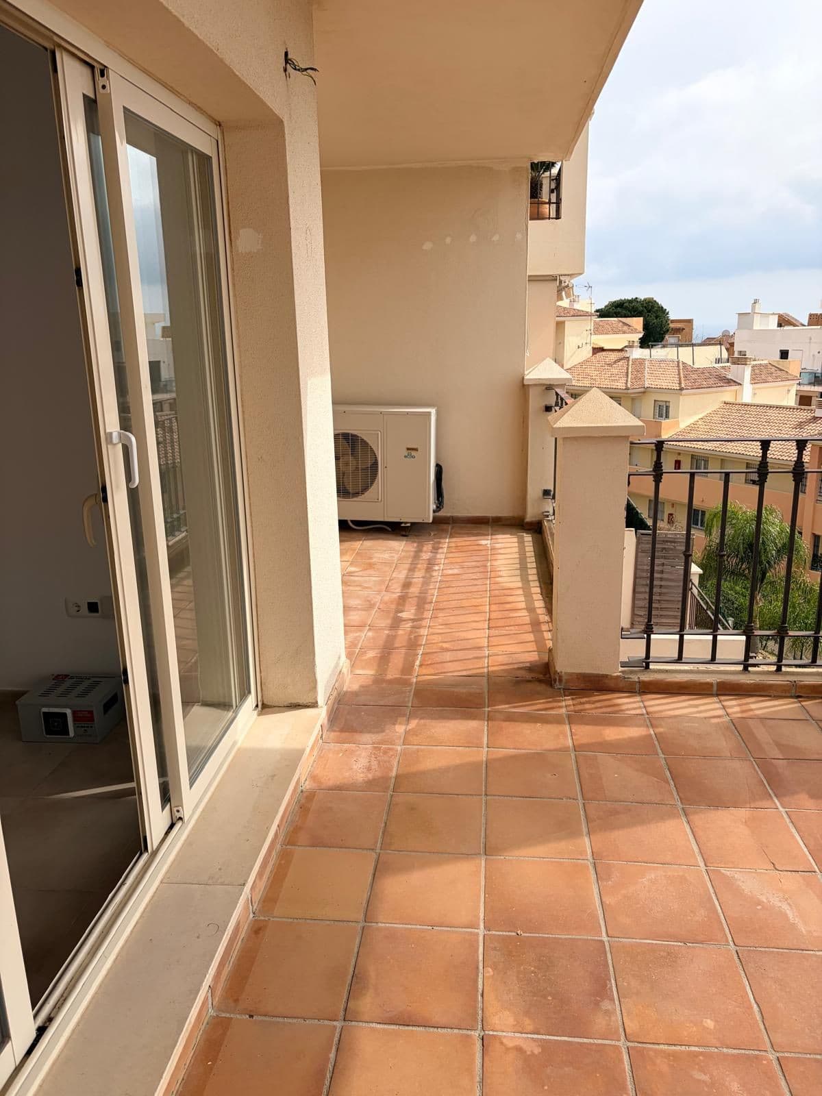 Middle Floor Apartment in Mijas — photo 6 of 10
