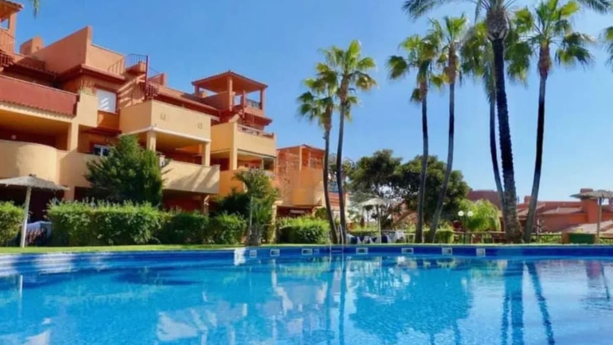 Ground Floor Apartment in Marbella — photo 1 of 10