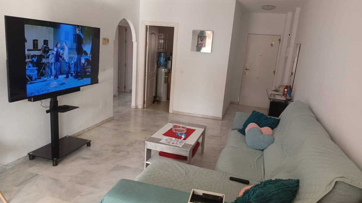 Ground Floor Apartment in Marbella — photo 3 of 10