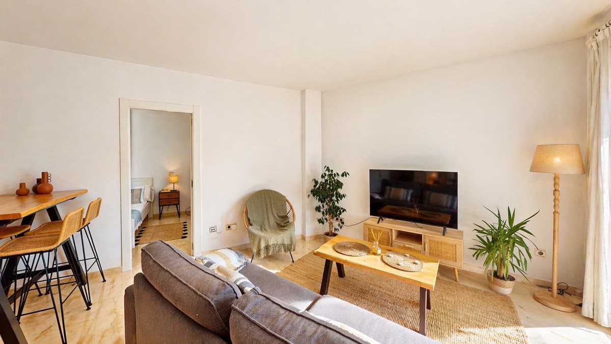 Middle Floor Apartment in Atalaya — photo 7 of 10