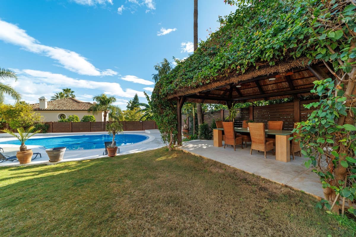 Detached Villa in Marbella — photo 2 of 10