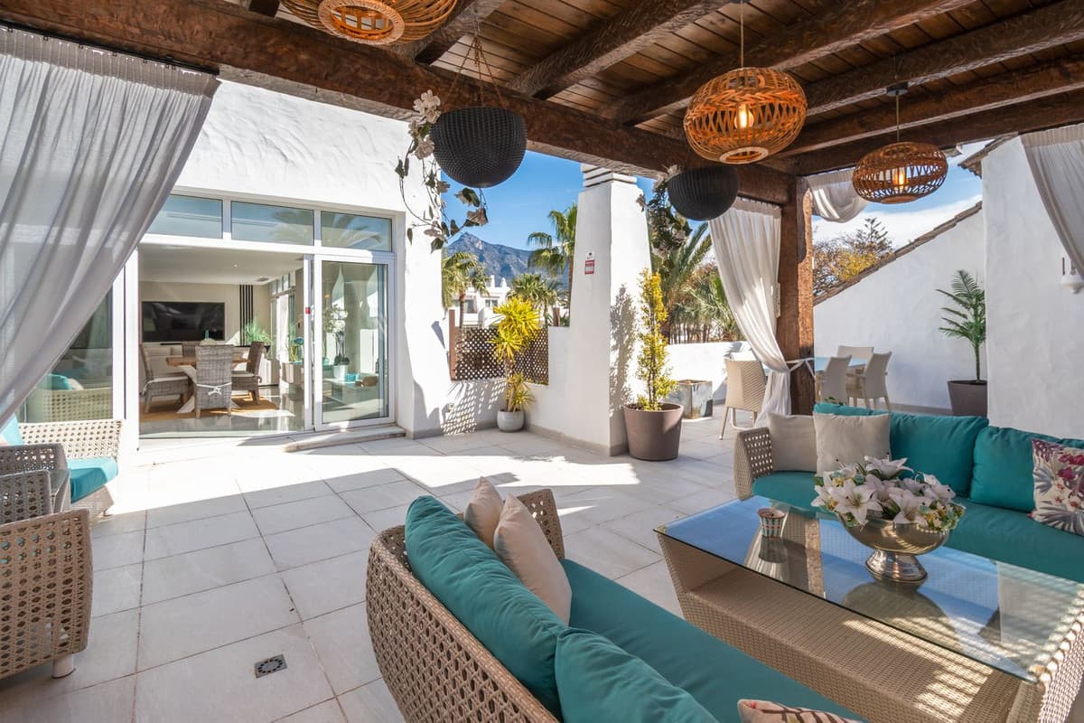 Penthouse Duplex in Puerto Banús — photo 1 of 10