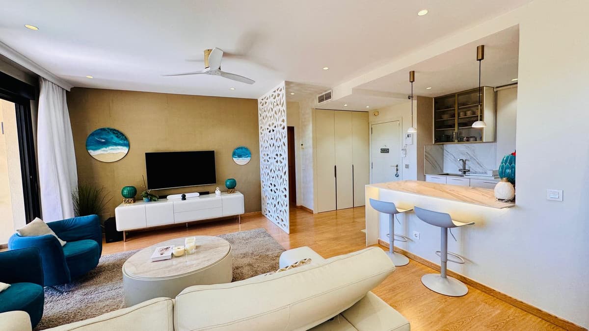 Middle Floor Apartment in Selwo — photo 7 of 10