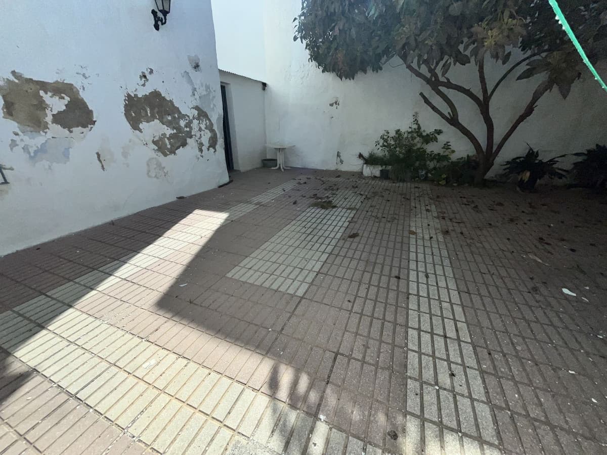 Townhouse in Estepona — photo 2 of 10