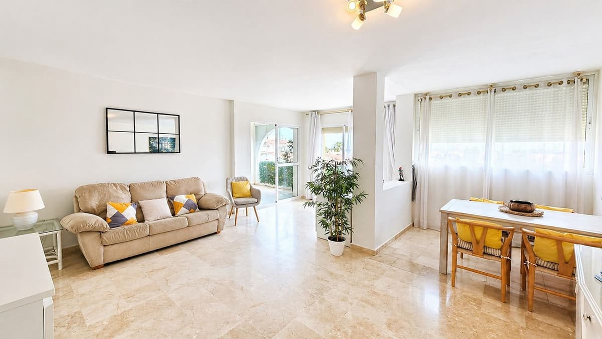 Middle Floor Apartment in Atalaya — photo 5 of 10