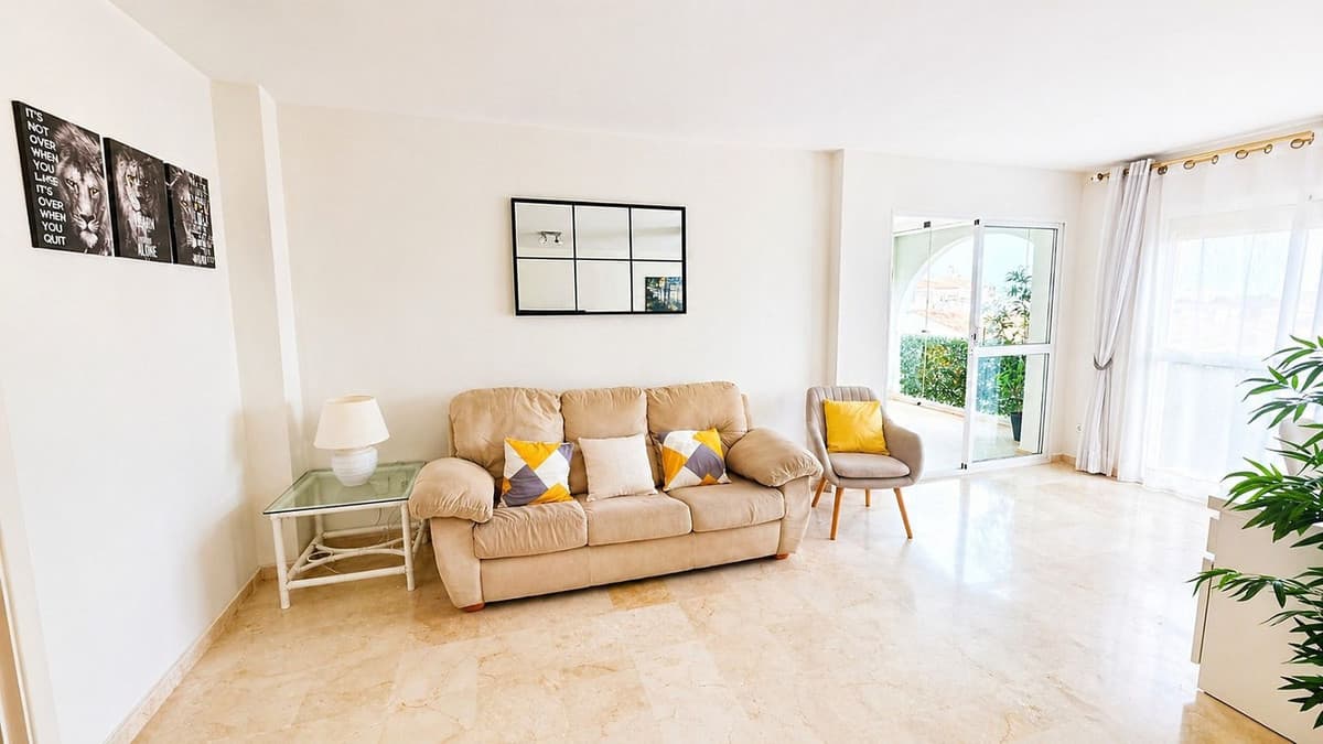 Middle Floor Apartment in Atalaya — photo 7 of 10