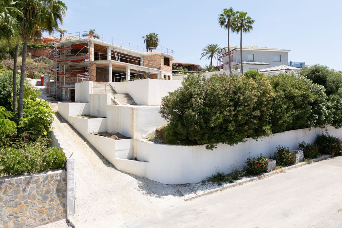 Detached Villa in El Paraiso — photo 3 of 10