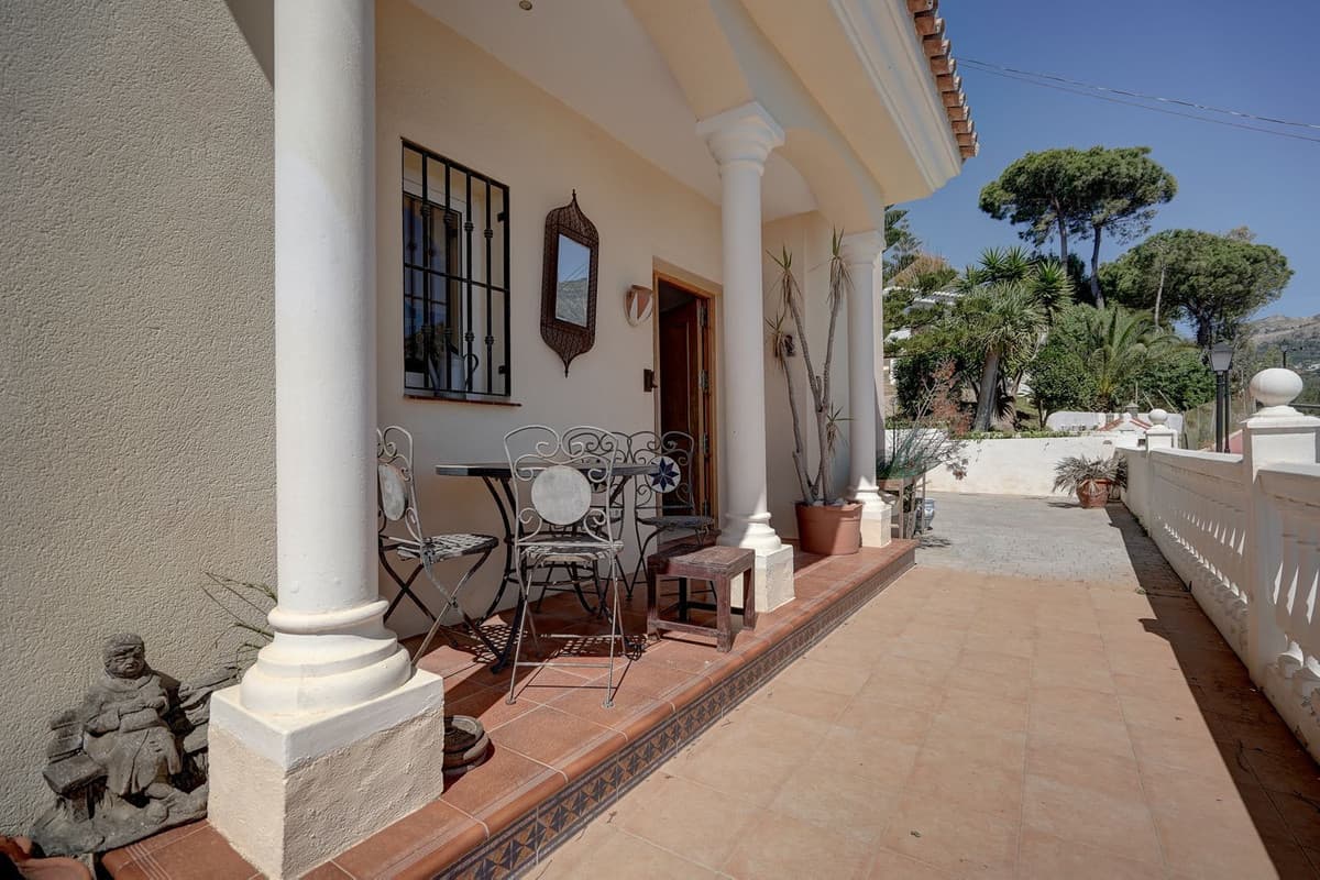 Detached Villa in Torreblanca — photo 4 of 10