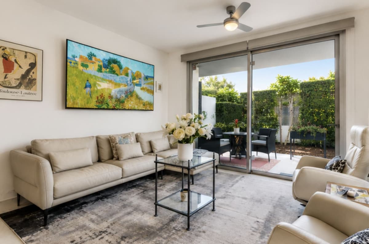 Ground Floor Apartment in Bel Air — photo 6 of 10
