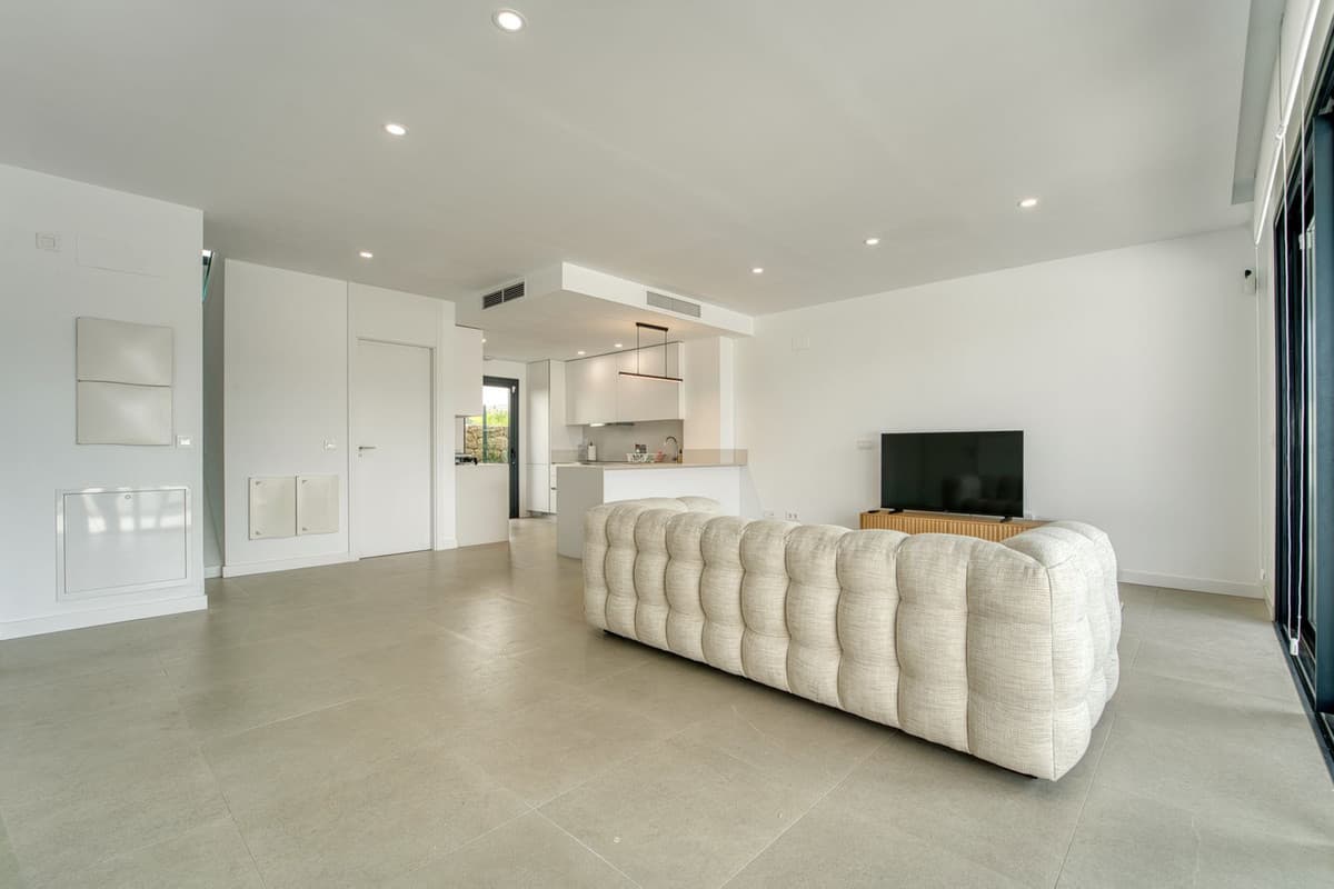 Townhouse in Atalaya — photo 2 of 10