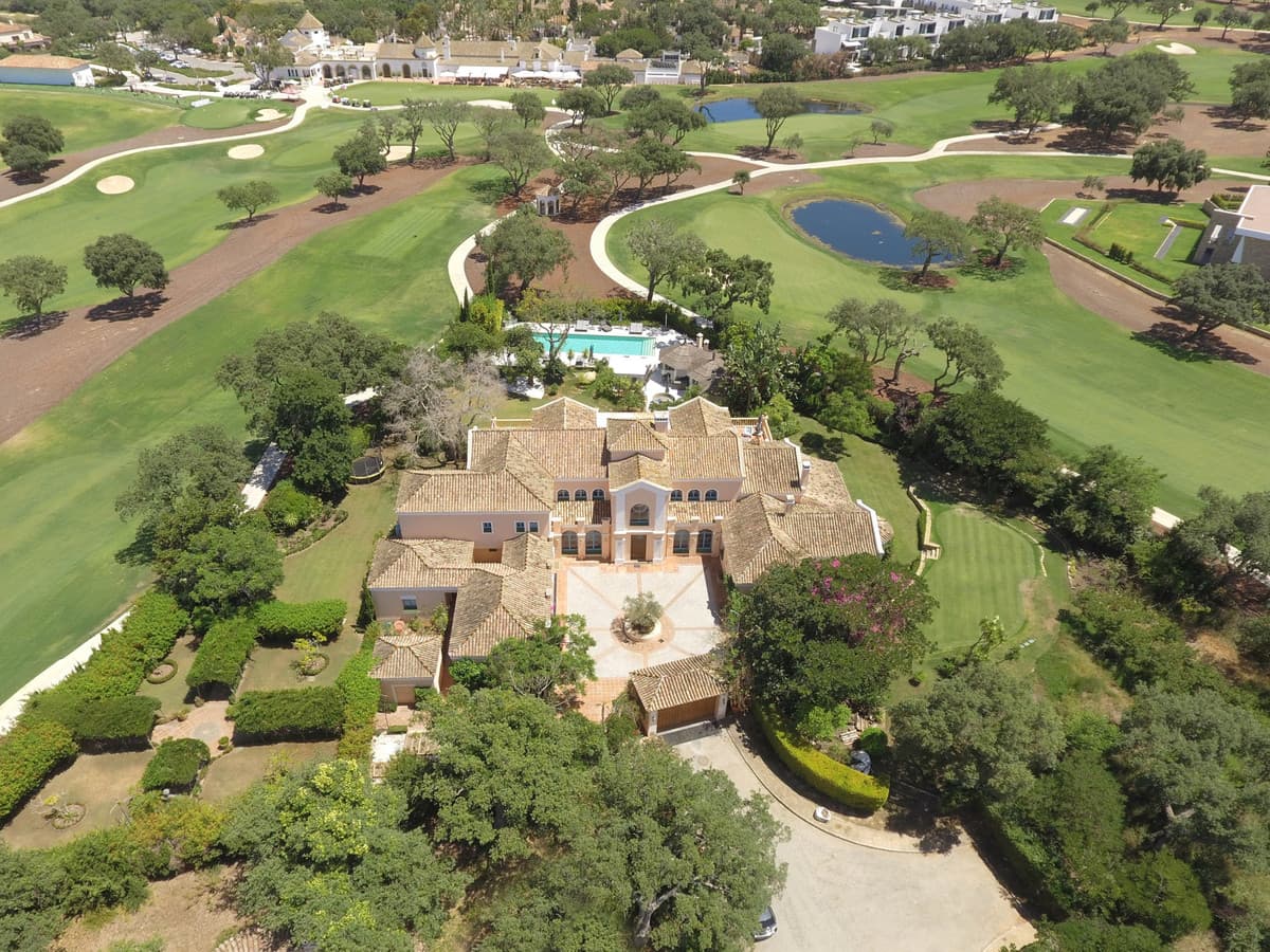 Detached Villa in San Roque Club — photo 1 of 10