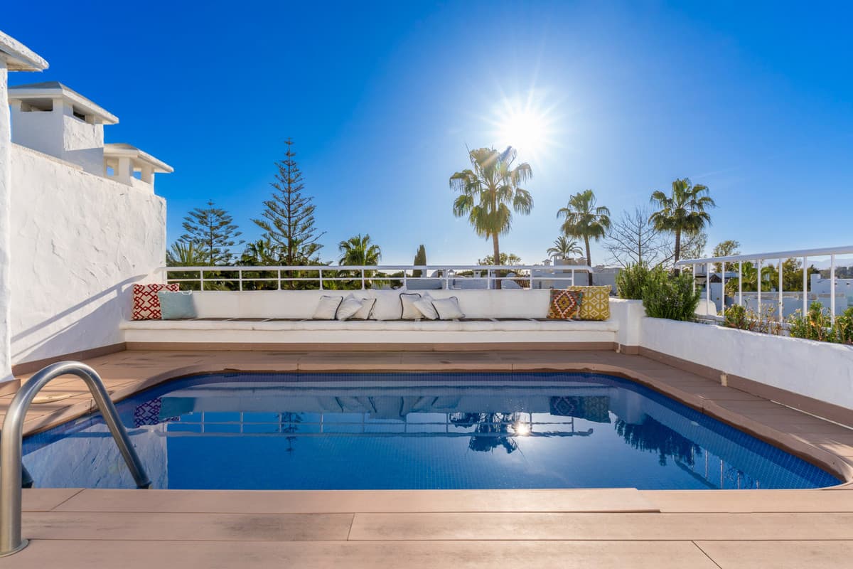 Penthouse Duplex in The Golden Mile — photo 1 of 10