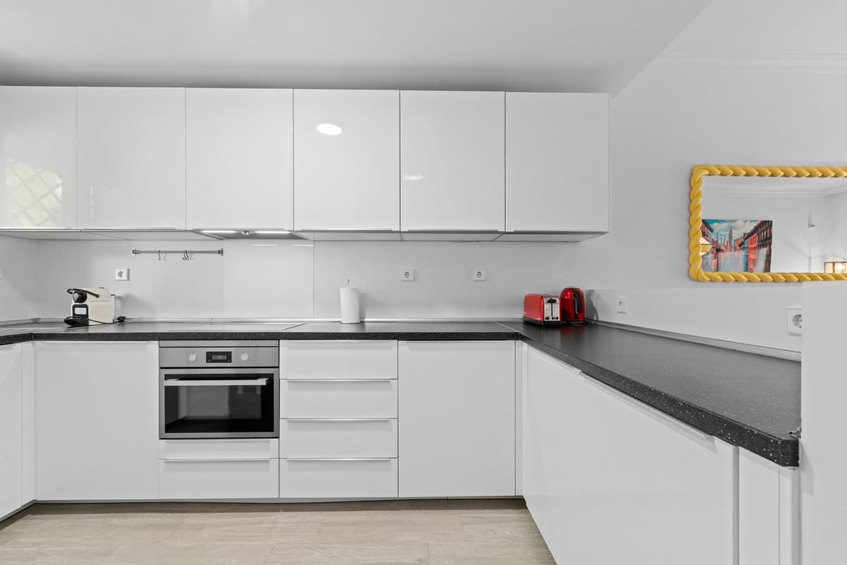 Ground Floor Apartment in Nueva Andalucía — photo 3 of 10