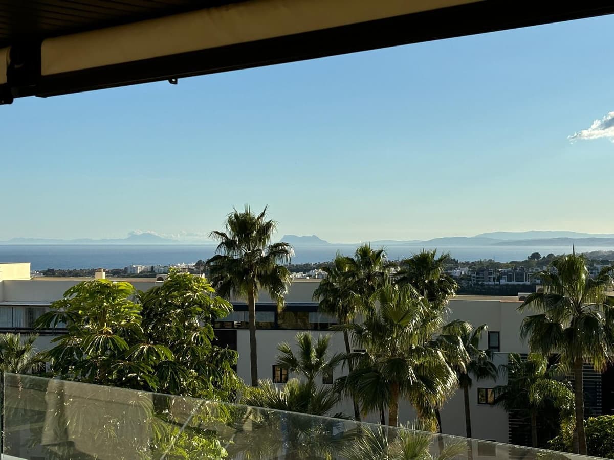 Middle Floor Apartment in Los Flamingos — photo 2 of 10