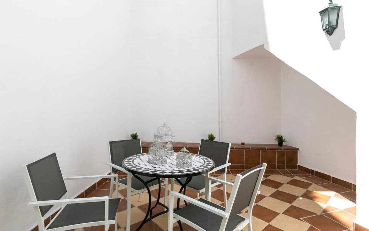 Townhouse in Málaga Centro — photo 10 of 10