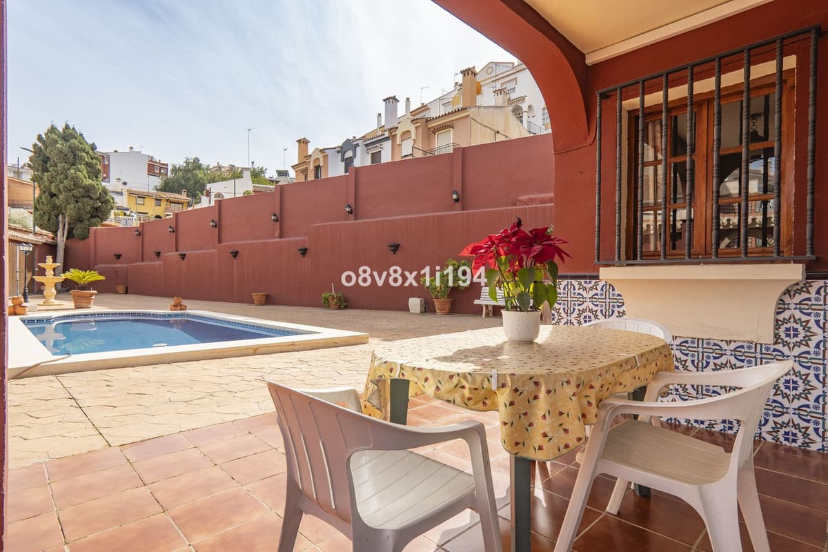 Detached Villa in Ciudad Jardín — photo 4 of 10