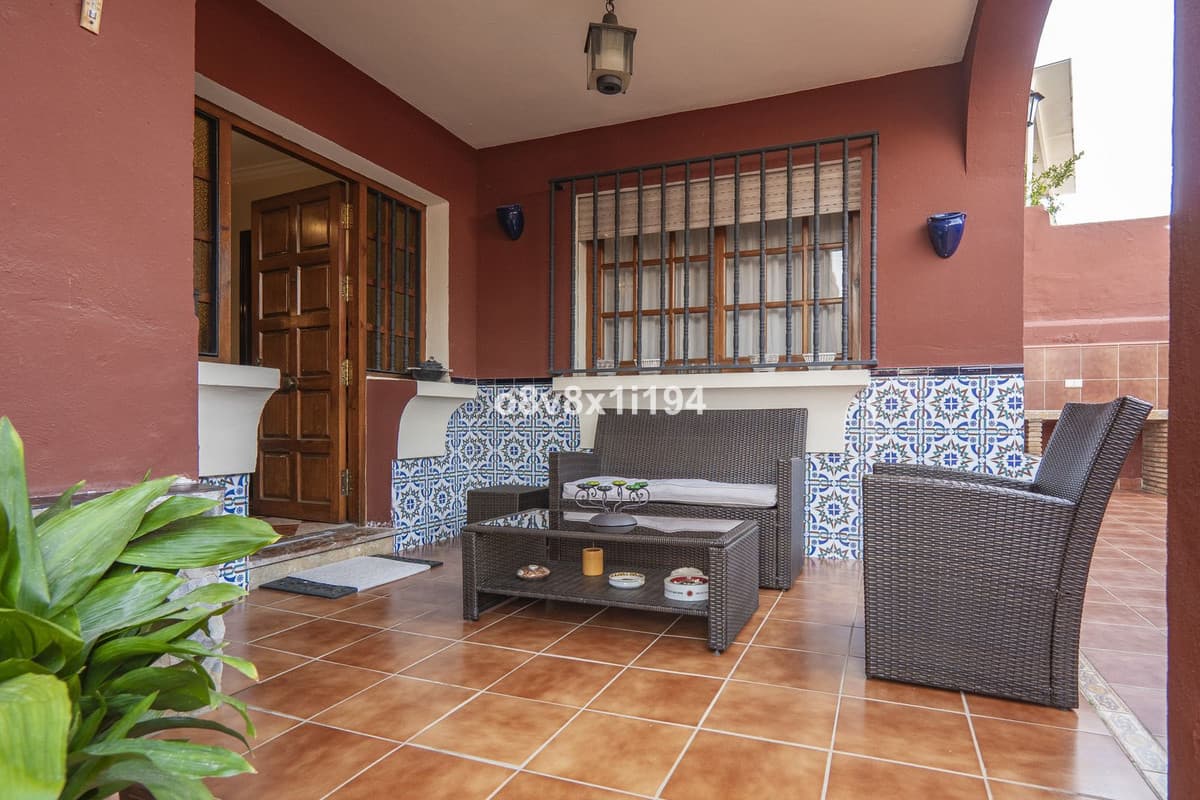 Detached Villa in Ciudad Jardín — photo 5 of 10